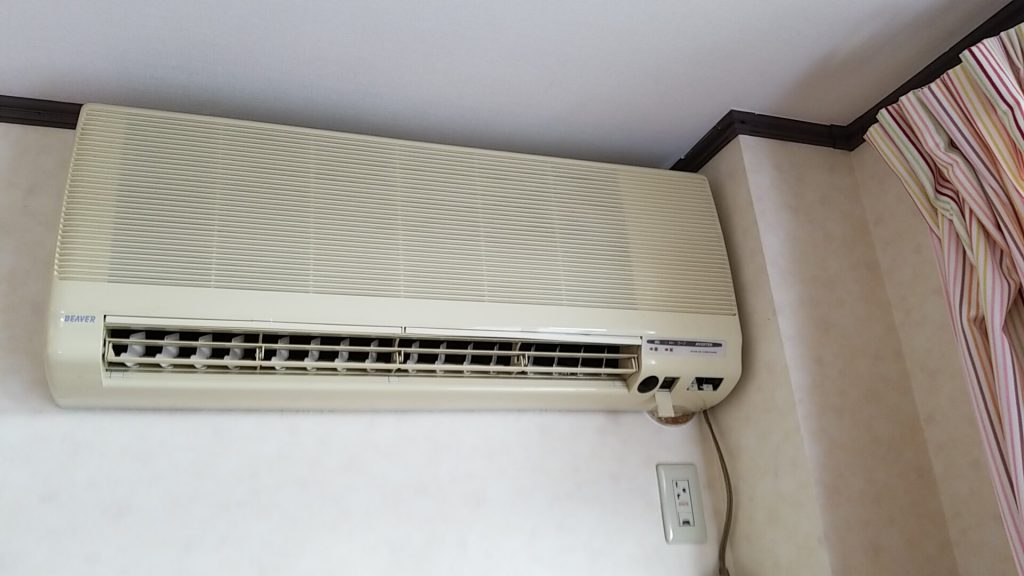 愛知県愛西市佐屋町 先方購入エアコン交換工事をアップしました。
